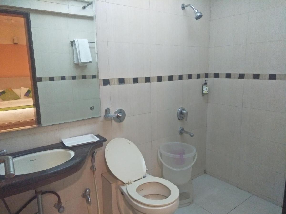 Treebo Trend Hotel Basera Pune Exterior foto